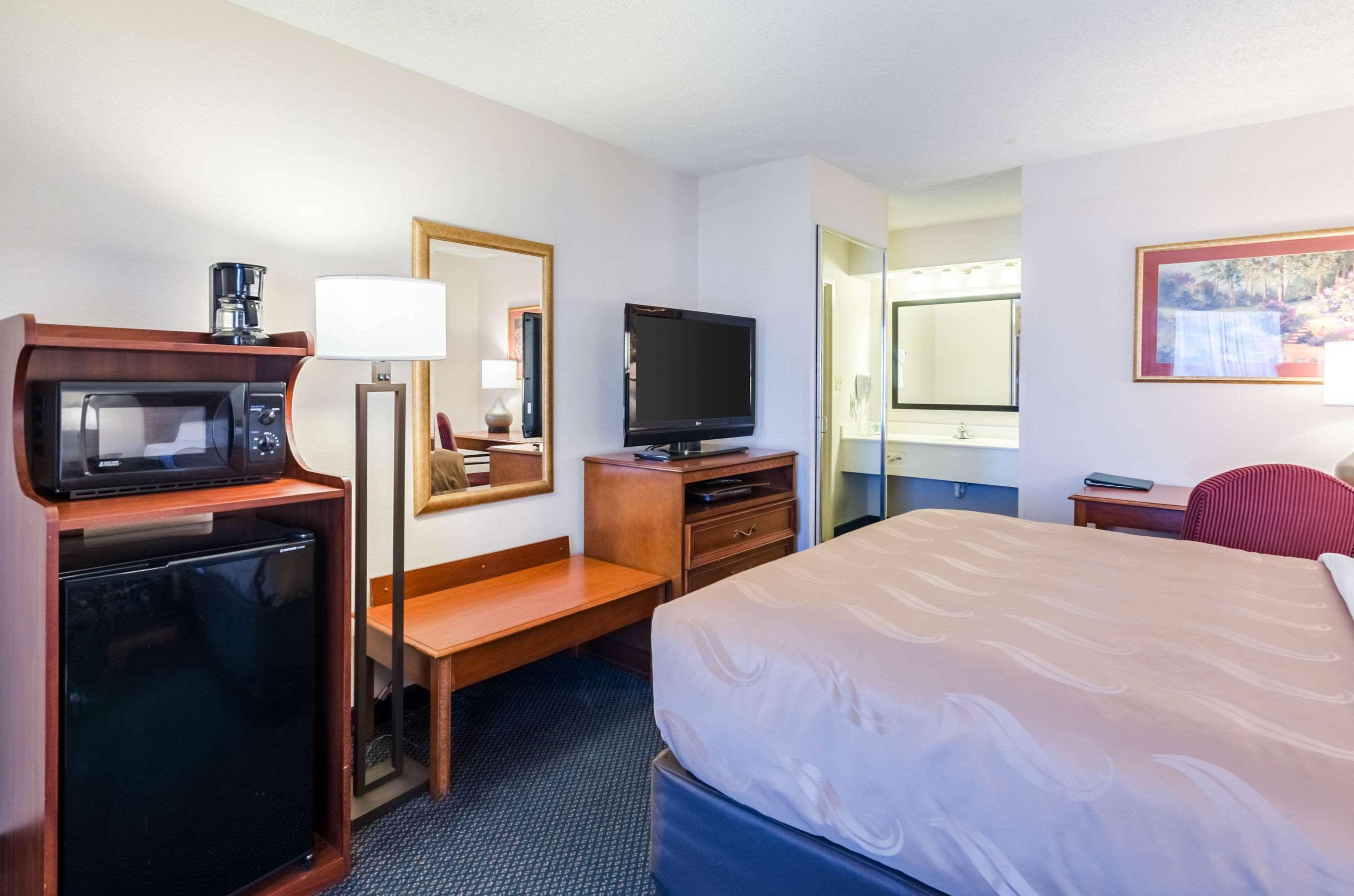 Quality Inn Lynchburg Near University Exterior foto